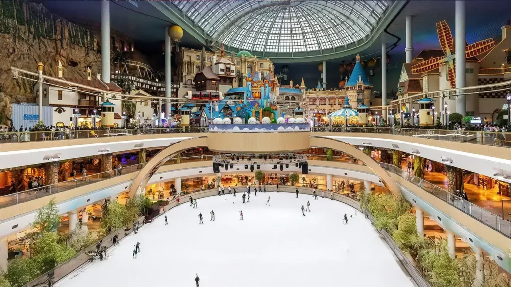 Khu giải trí Wonderland tại Sun Bắc Ninh – Thế giới vui chơi trong nhà hoành tráng với lâu đài cổ tích, khu trò chơi cảm giác mạnh, sân trượt băng rộng lớn và không gian lễ hội sôi động.